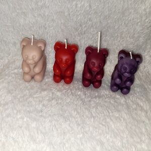 HOMEMADE * 4 Handmade GUMMY BEAR Candles * NEW * Christmas